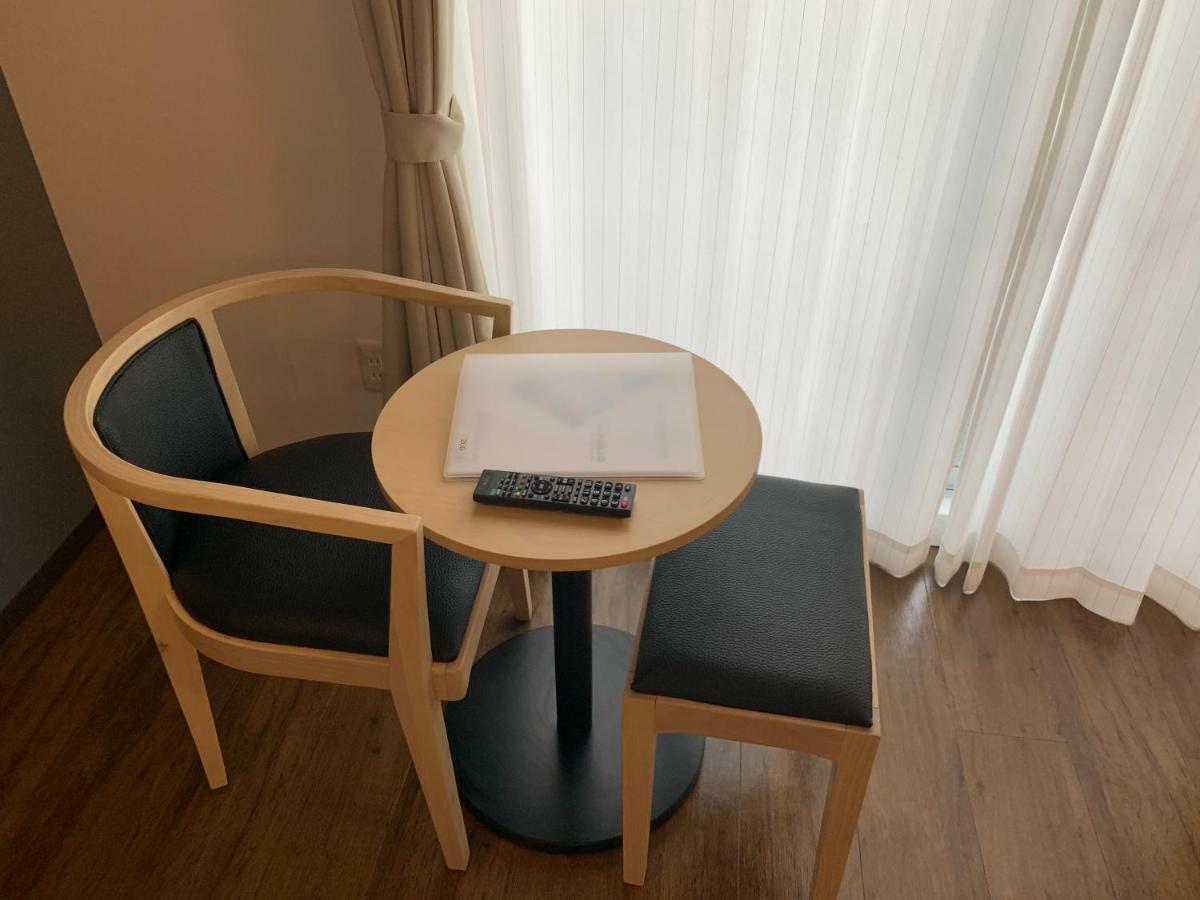 Mr.Kinjo Inn Tomigusuku Εξωτερικό φωτογραφία